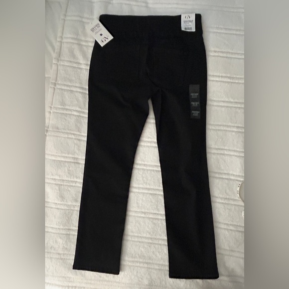 NWT Amanda Pull-On Black Jeans Straight Leg Sz 8 Short - Picture 14 of 15
